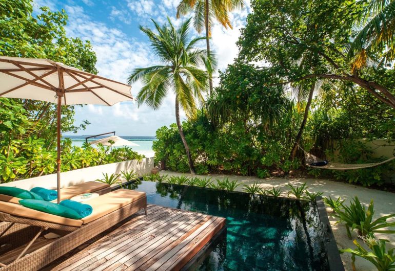 halaveli-maldives-2016-beach-villa-01