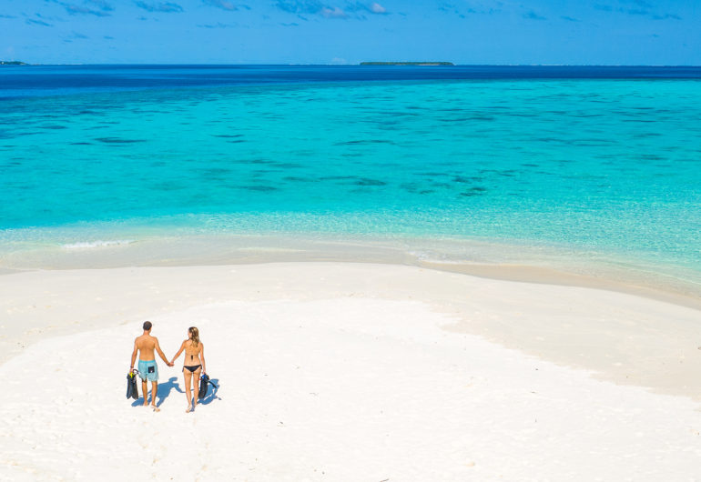 Baglioni_Resort_Maldives_Experience_Sandbank (9)